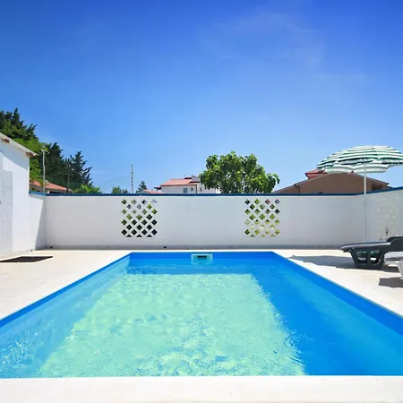 Dario - Mali - Mpolo Apartmán Medulin